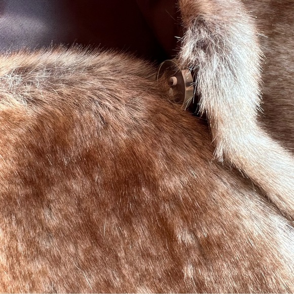 Old Navy Kids 4T Brown Faux Fur Vest Toddler - Picture 8 of 9